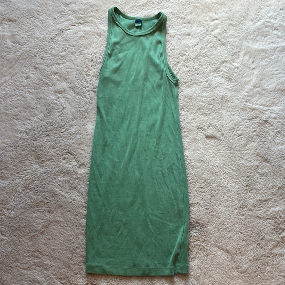 Green Sleeveless Dress